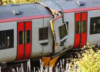Train Driver’s Heroic Act Saves Passengers in Horror Crash news-22102024-231801