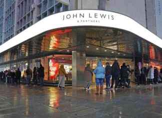 John Lewis Christmas Staff Recruitment: Thousands of Jobs Available news-28102024-061825