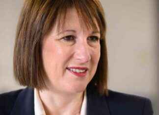 Britain’s Labour Government Plans Increased Spending and Tax Hikes in First Budget news-30102024-124717