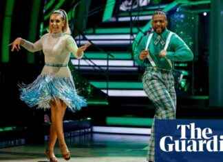 Amy Dowden Forced to Withdraw from Strictly Due to Injury news-05112024-052837