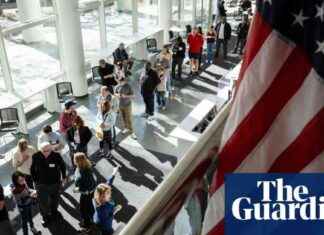 Historic Election: Americans Head to Polls in Tense Race news-05112024-113226