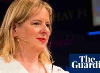 Allison Pearson’s Controversial Tweet Sparks Telegraph’s Conflict with Police news-15112024-164314