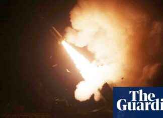 Biden Lifts Ban on Ukraine Using US Weapons for Strikes in Russia news-18112024-003137