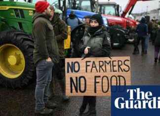 Keir Starmer defends inheritance tax change amid farmers’ outrage news-18112024-063233