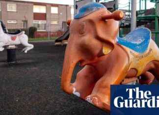 UK Deprivation Hits Record High: Over 1 in 3 Children in Poverty news-19112024-003617