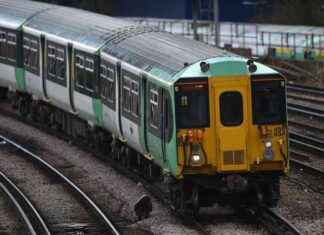 Railways Nationalisation Bill Passed by House of Lords: What It Means for Public Ownership news-21112024-063736