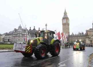 Reeves Denies Exempting Over-80s from Family Farm Tax news-22112024-004920