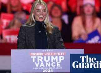 Pam Bondi Named Attorney General Pick by Trump After Gaetz Steps Aside news-22112024-083352