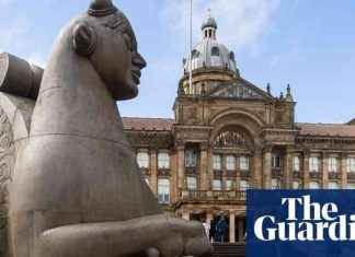 Ensuring Accountability: UK Watchdog Withholds Approval of Public Sector Accounts Due to Data Concerns news-26112024-164113