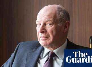 Assisted Dying Law Change Supported by Former Supreme Court President news-27112024-224923