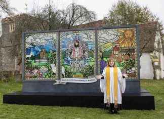 Celebrating 30 Years: The Vicar of Dibley Stained-Glass Billboard news-30112024-112123