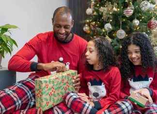 Connecting with Your Children: Importance and Tips for Parents news-30112024-172414