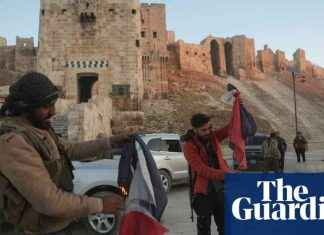 Syrian Militants Advance in Central Aleppo as Government Forces Withdraw news-30112024-172433