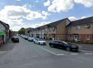 Tragic Accident: 4-Year-Old Boy Fatally Struck by Bus in West Midlands tragic-accident-4-year-old-boy-fatally-struck-by-bus-in-west-midlands