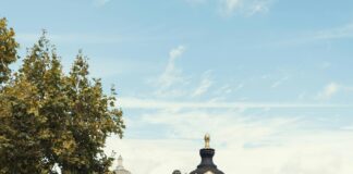 London Square Secrets: Discover The Hidden Gems You Must Explore