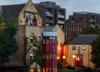 Chiswick Mall London W4: Discover The Charm Of Riverside Living