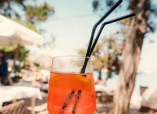 London Mule: Discover The Ultimate Refreshing Cocktail Experience