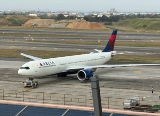 Planning Your Trip After a Delta Flight DL275 Diversion: Expert Tips for LAX Travel Delta Airlines, Delta Flight DL275, Flight DL275, Flight Diversions, Travel News, Airline Policies, LAX Diversion, Delta Flight DL275 Diverted LAX
