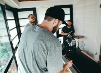 Krishnakumar Kunnath ‘KK’: Discover The Magic Behind His Music