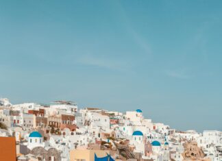 Santorini Quakes: What You Need to Know About Their Impact
