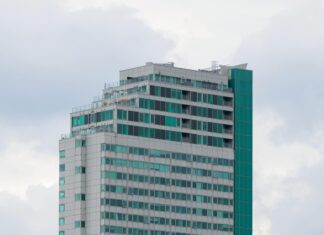 UK Met Office Issues Thunderstorm Warning for England and Wales: Are You Prepared?