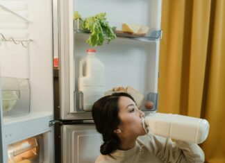 Fridge Milk Storage Warning: Are You Making This Common Mistake?