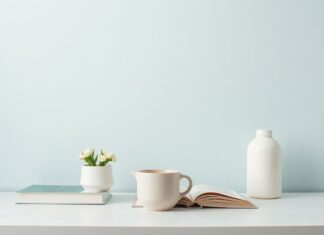 Embracing Minimalism: A Journey Towards a Clutter-Free Life Embracing Minimalism: A Journey Towards a Life Without Clutter